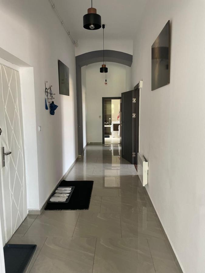 Apartament W Centrum Przy Studni 102M2 Apartment Chełm Exterior foto