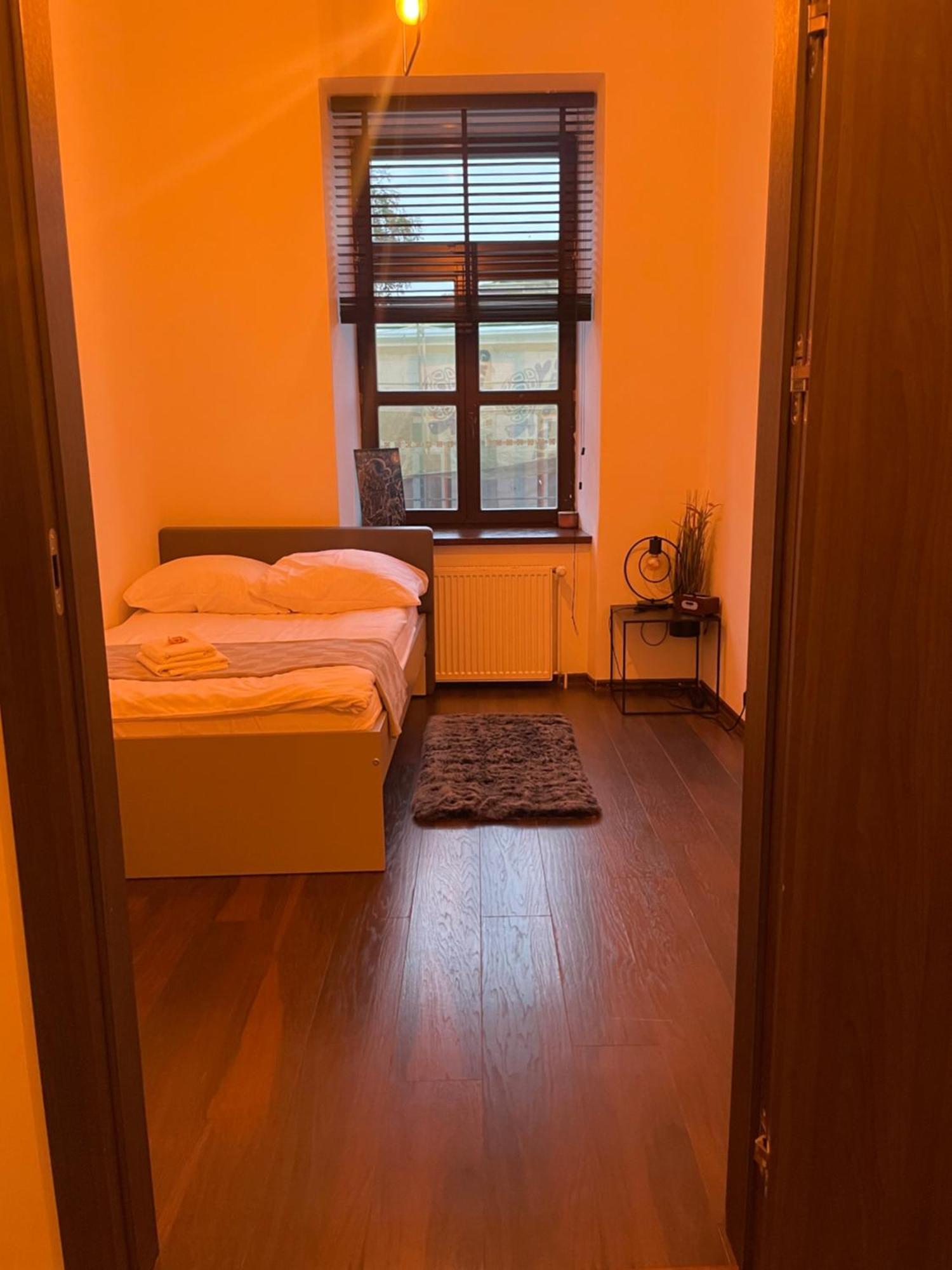 Apartament W Centrum Przy Studni 102M2 Apartment Chełm Exterior foto